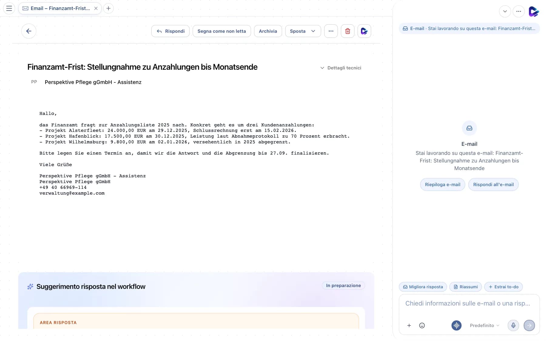 Email aperta con barra degli strumenti e area workflow
