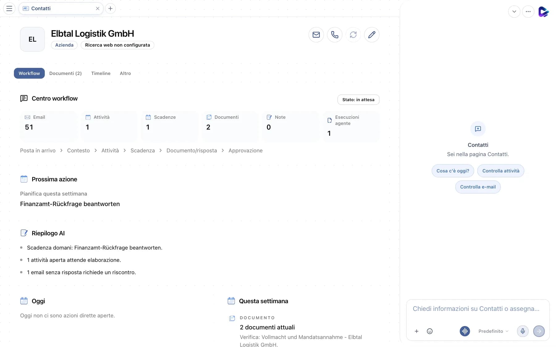 Scheda del contatto con workflow, prossima azione e riepilogo AI